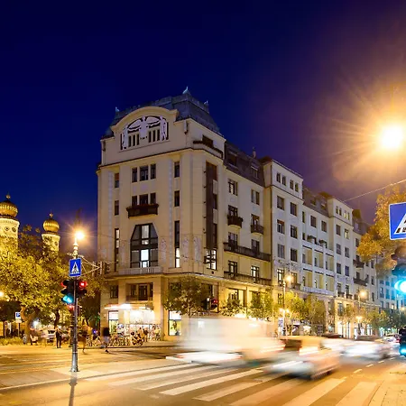 Apartamento Karoly Corner Residences *