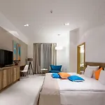 Karoly Corner Residences Appartement Boedapest