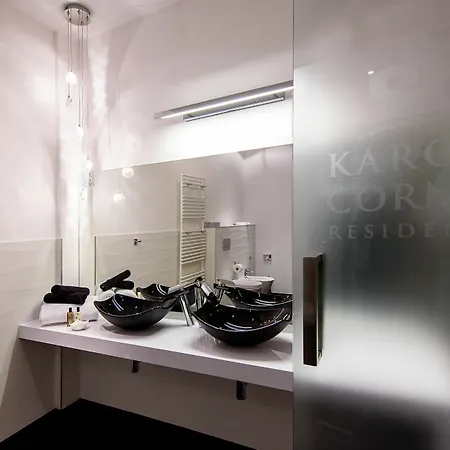 Karoly Corner Residences Apartment *