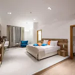 Karoly Corner Residences