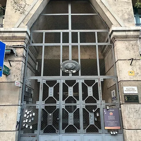 Karoly Corner Residences