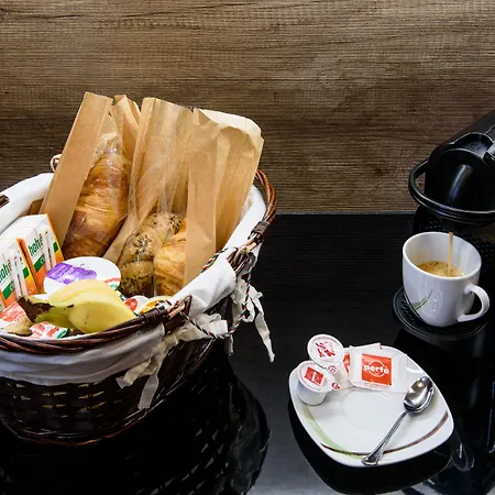 卡罗利角公寓 * 布达佩斯