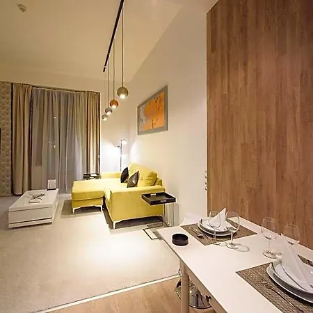 Karoly Corner Residences *