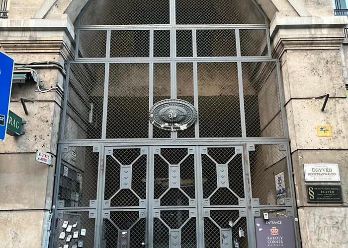 Karoly Corner Residences