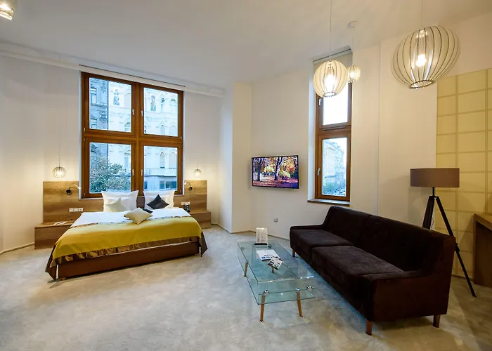 Апартаменты Karoly Corner Residences *