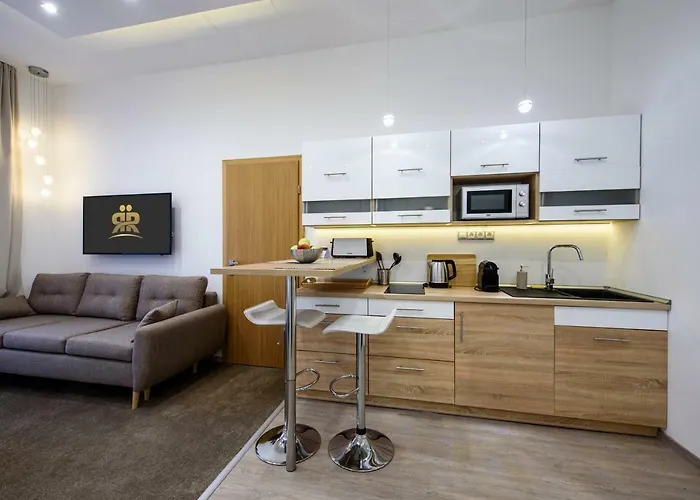 Karoly Corner Residences Apartament *