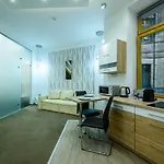 Karoly Corner Residences Apartament