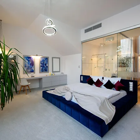 Karoly Corner Residences Appartamento *