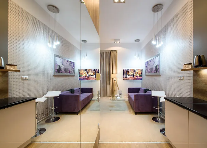 Karoly Corner Residences *