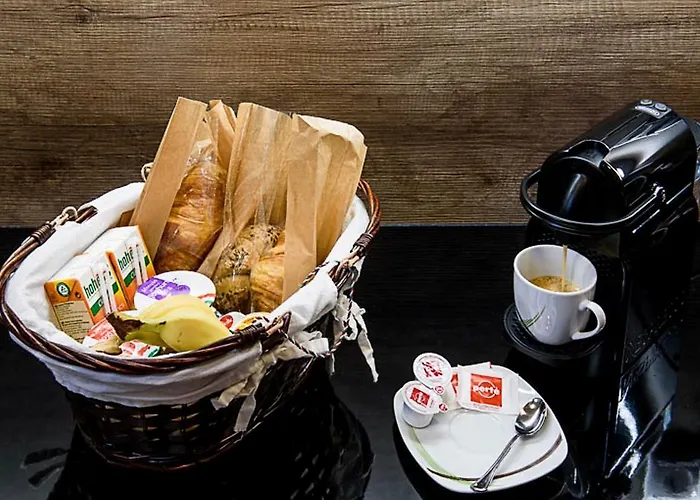 דירה Karoly Corner Residences